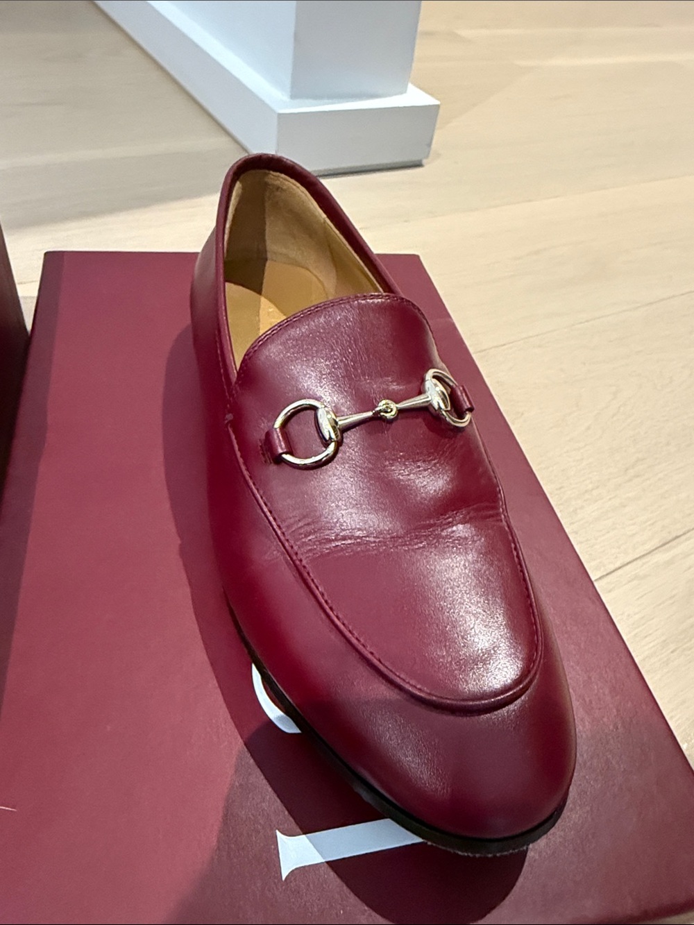 Gucci Jordaan horsebit-detailed leather loafers (rosso ancora/burgundy 37EU) - Picture 7 of 9